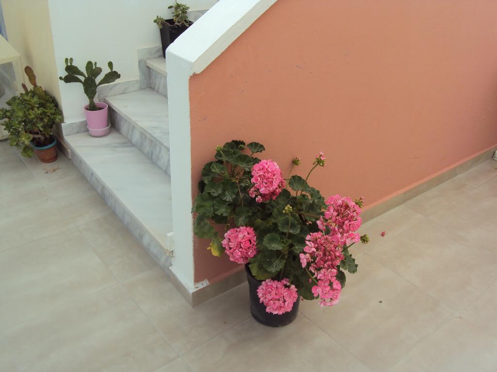 Bella Sant Aparthotel Περίσσα Εξωτερικό φωτογραφία